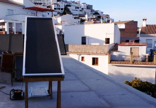 Imatge de capçalera de #ArteDeMisManos: deshidratador solar de fruta y verdura desde un proyecto social