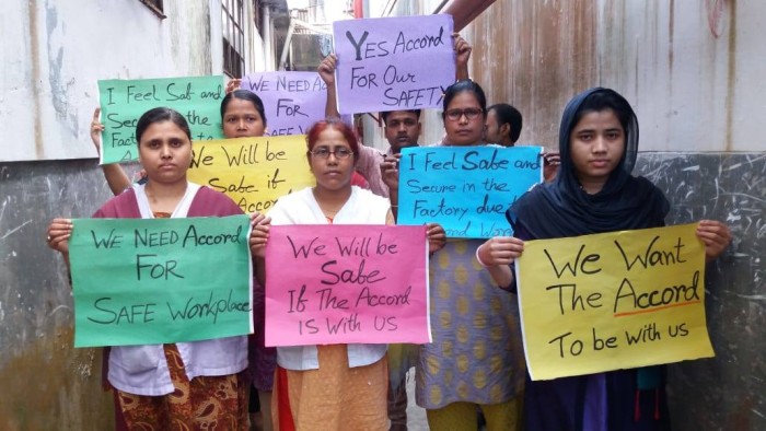 Sigamos exigiendo seguridad para las trabajadoras textiles de Bangladesh